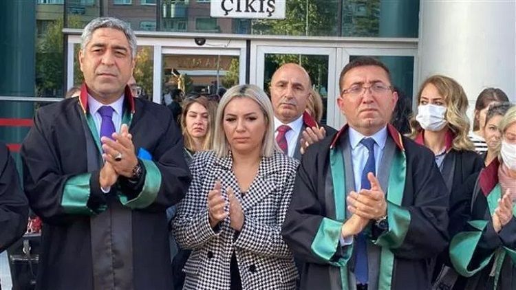 Avukat Merve Gül Durmaz'ı silahla yaralayan eski eşine 27 yıl hapis
